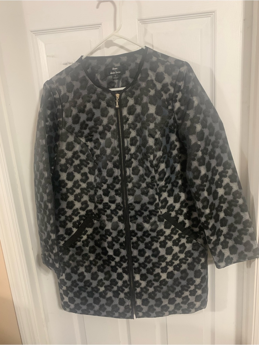 dennis basso Black and Gray Flower-Print Zip Coat